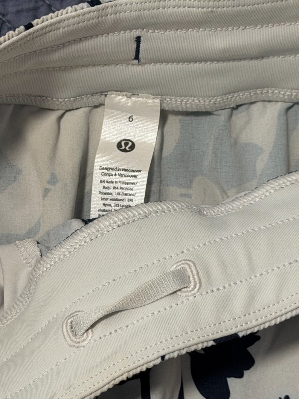 Lululemon Swift Mid Rise Wide-Leg Pant Size 6 - Picture 9 of 15